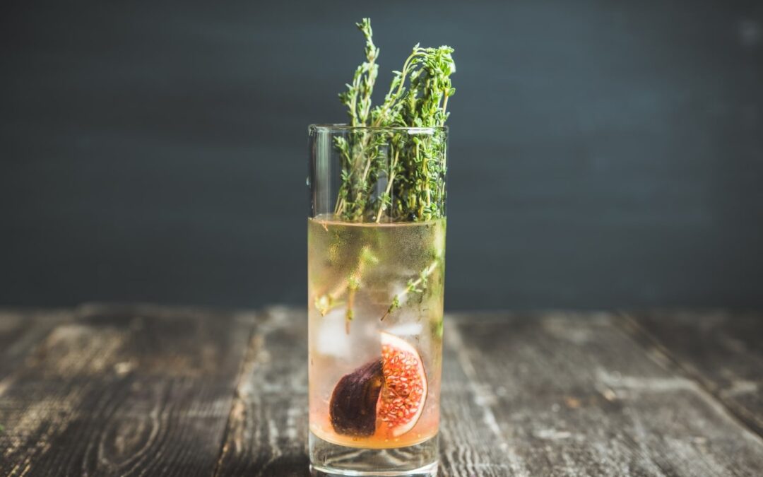 What is Thyme Liqueur and How to Use It?